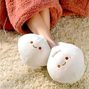 USB heated dumpling slippers